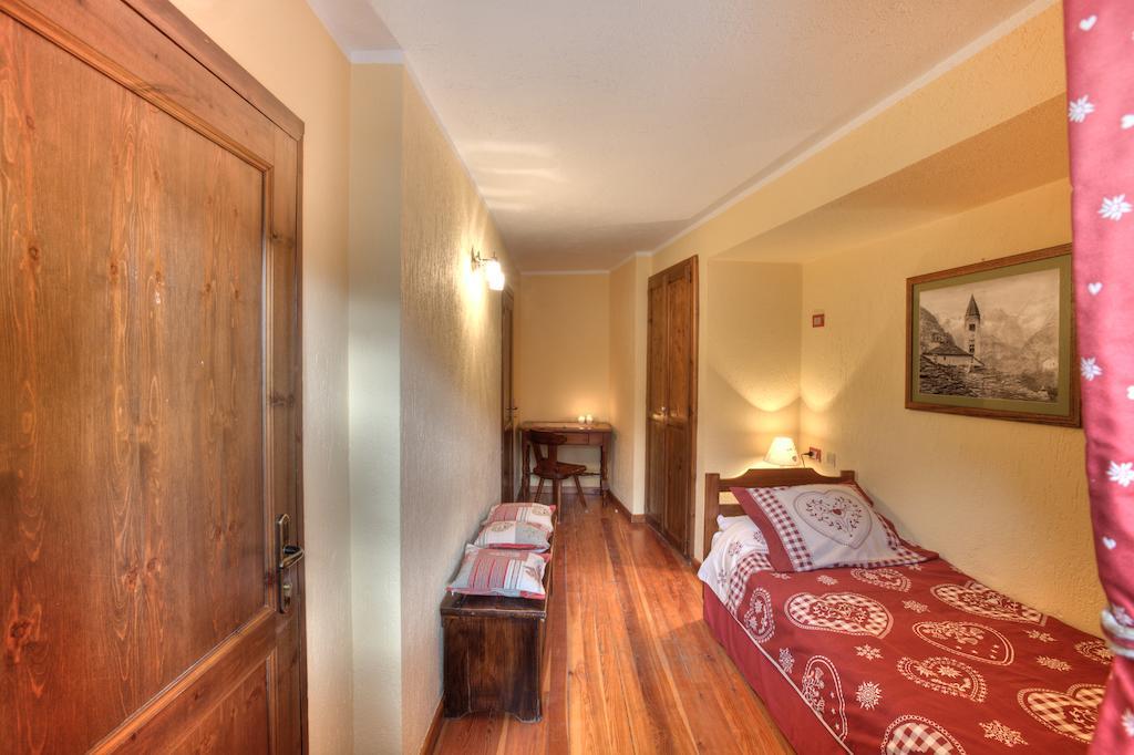 Residence CAV Emile Rey Courmayeur Chambre photo