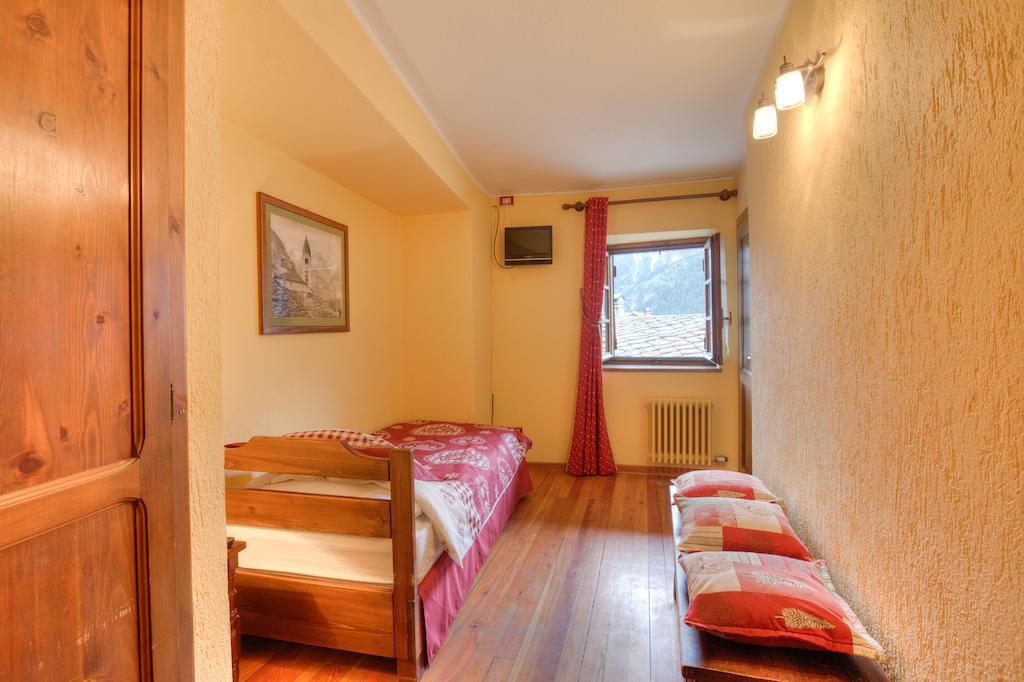 Residence CAV Emile Rey Courmayeur Chambre photo