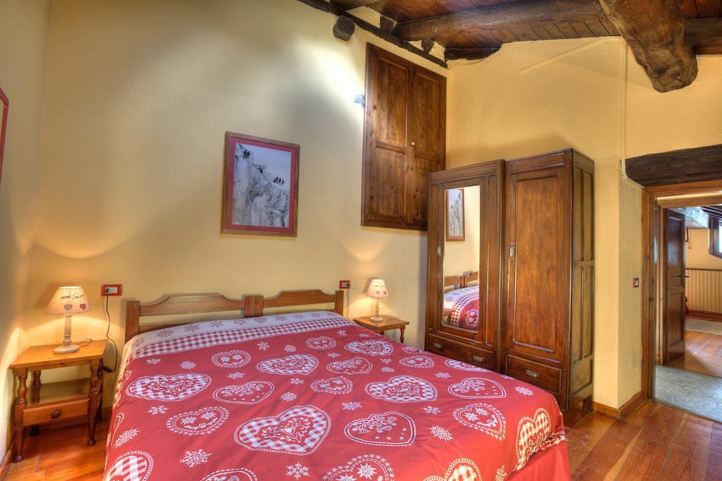 Residence CAV Emile Rey Courmayeur Chambre photo